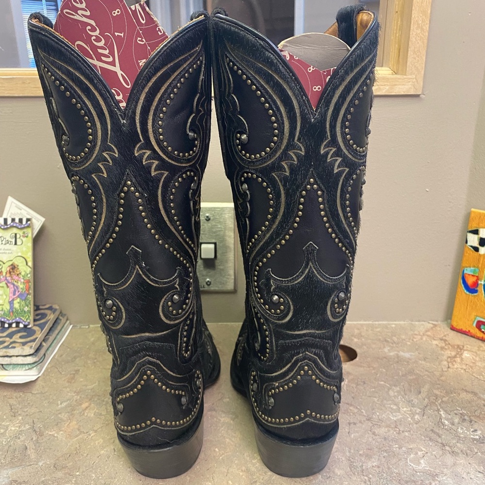 Lucchese Women’s 5008 Pony Black size 6 1/2